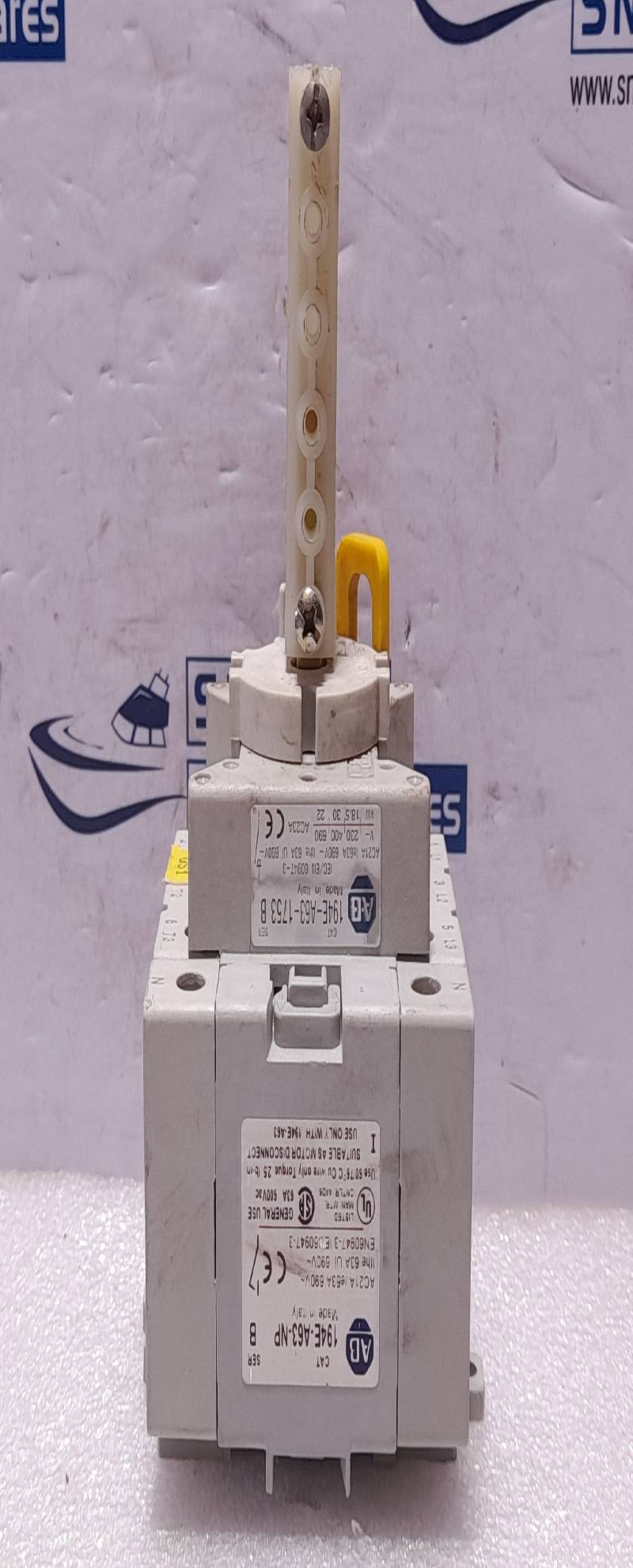 Allen-Bradley 194E-A63-1753 Disconnect Switch With Allen Bradley 194E-A63-NP