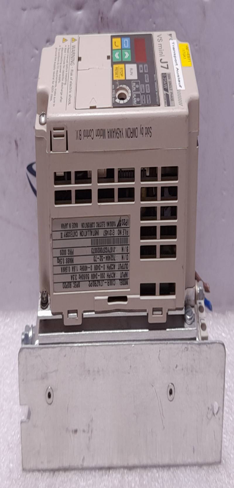 Omron CIMR-J7AZB0P2 Frequency Inverter 200-240V 50/60Hz Yaskawa Electric