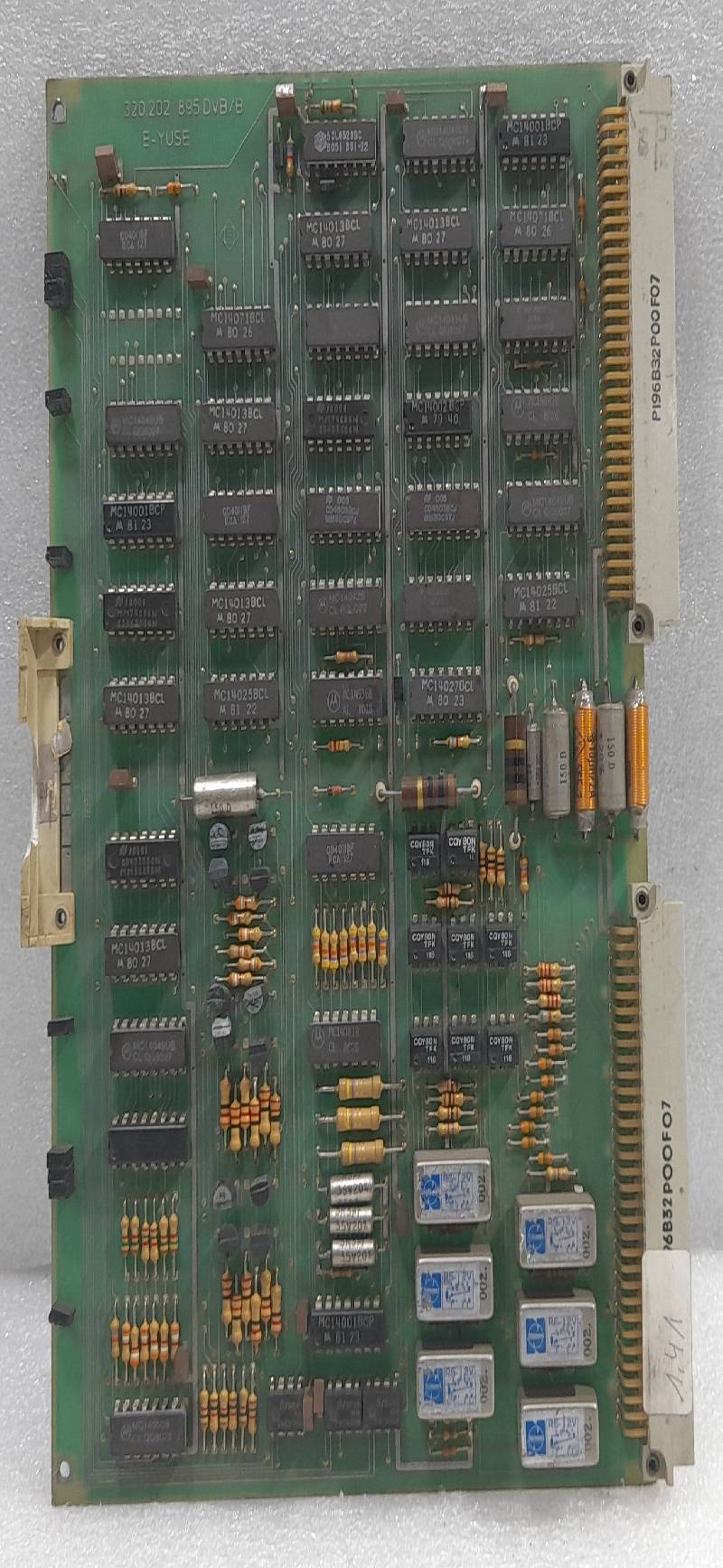 AEG 320.202 895. DVB/B E-YUSE PCB CARD PI96B32POOFO7