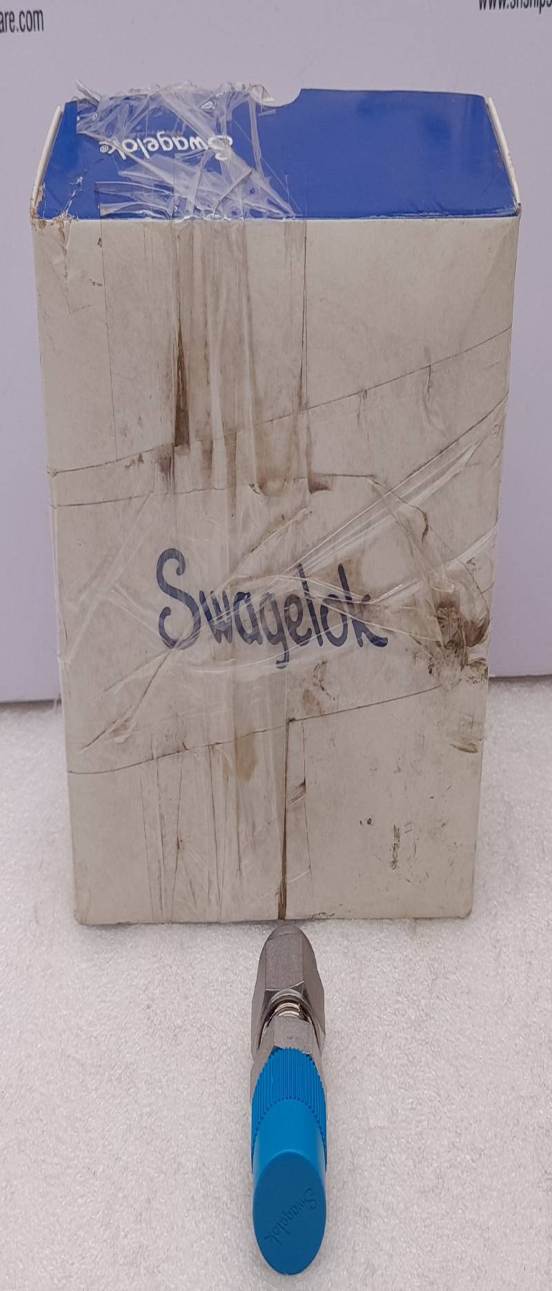 Swagelok SS-12M0-1-8 Male Connector 12 Tube X ½ Male Pipe S2076374B Pack Of 25