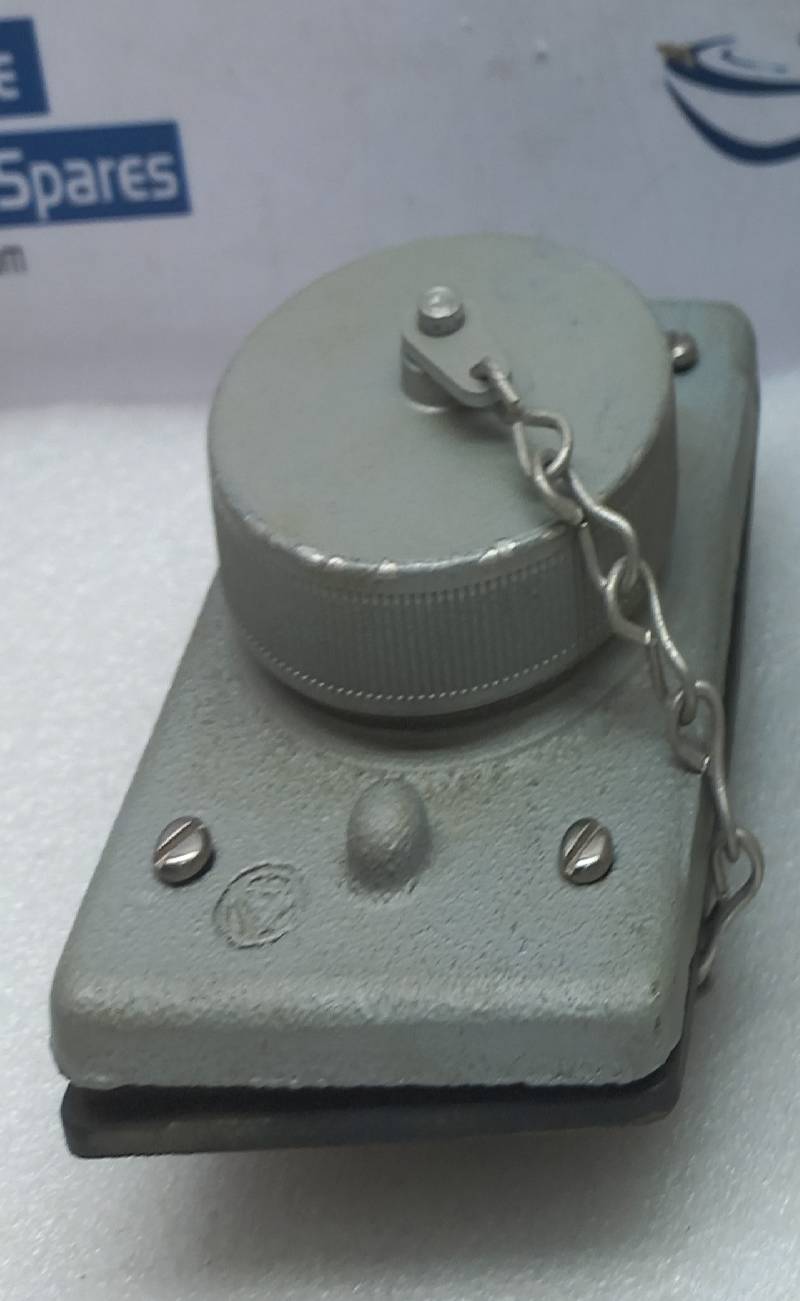 Appleton Electric FSK6-20 Receptacle & Cap 20A 250V