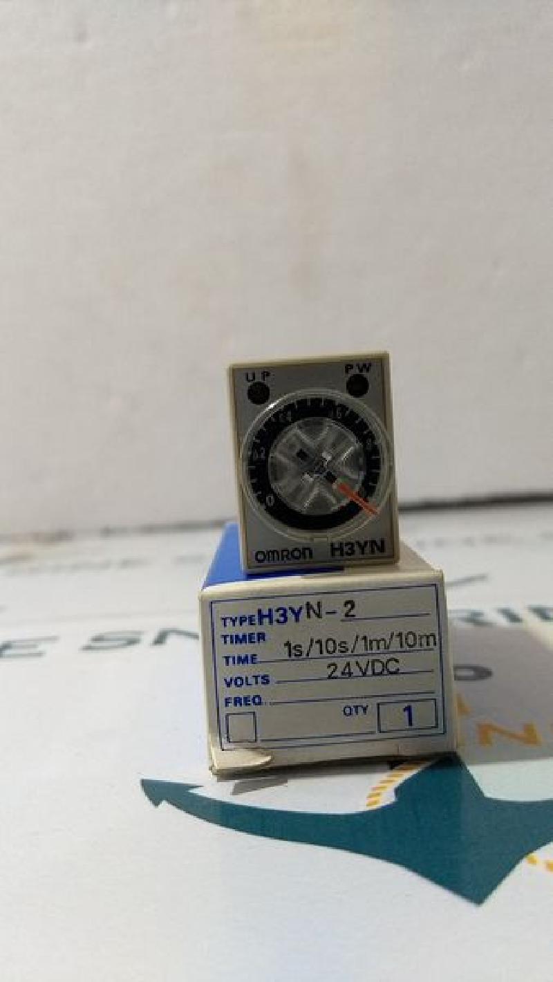 OMRON H3YN-2 Timer DC24V