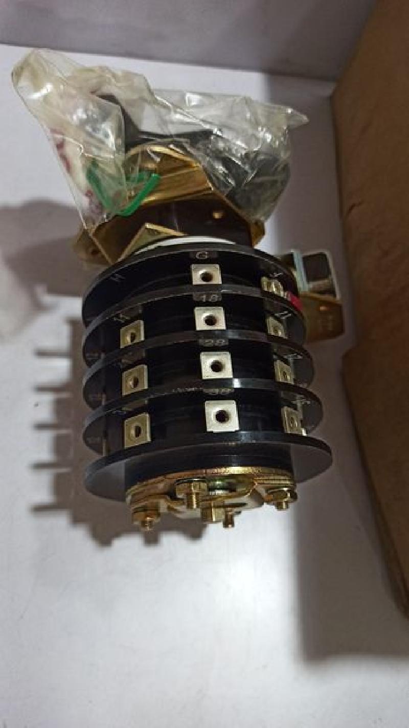 Electroswitch Series 24 LOR 24VDC 7803B 3A 24VD coil With Target