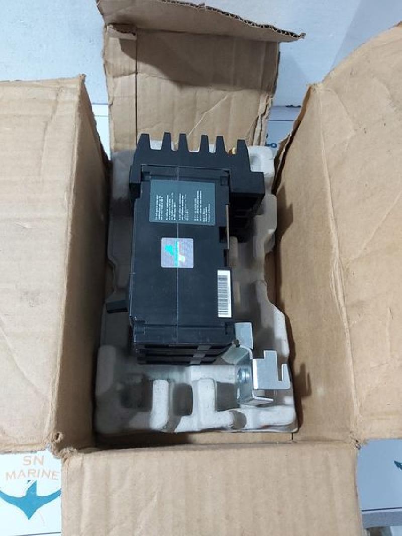 SQUARE D FA70A FA34070 CIRCUIT BREAKER