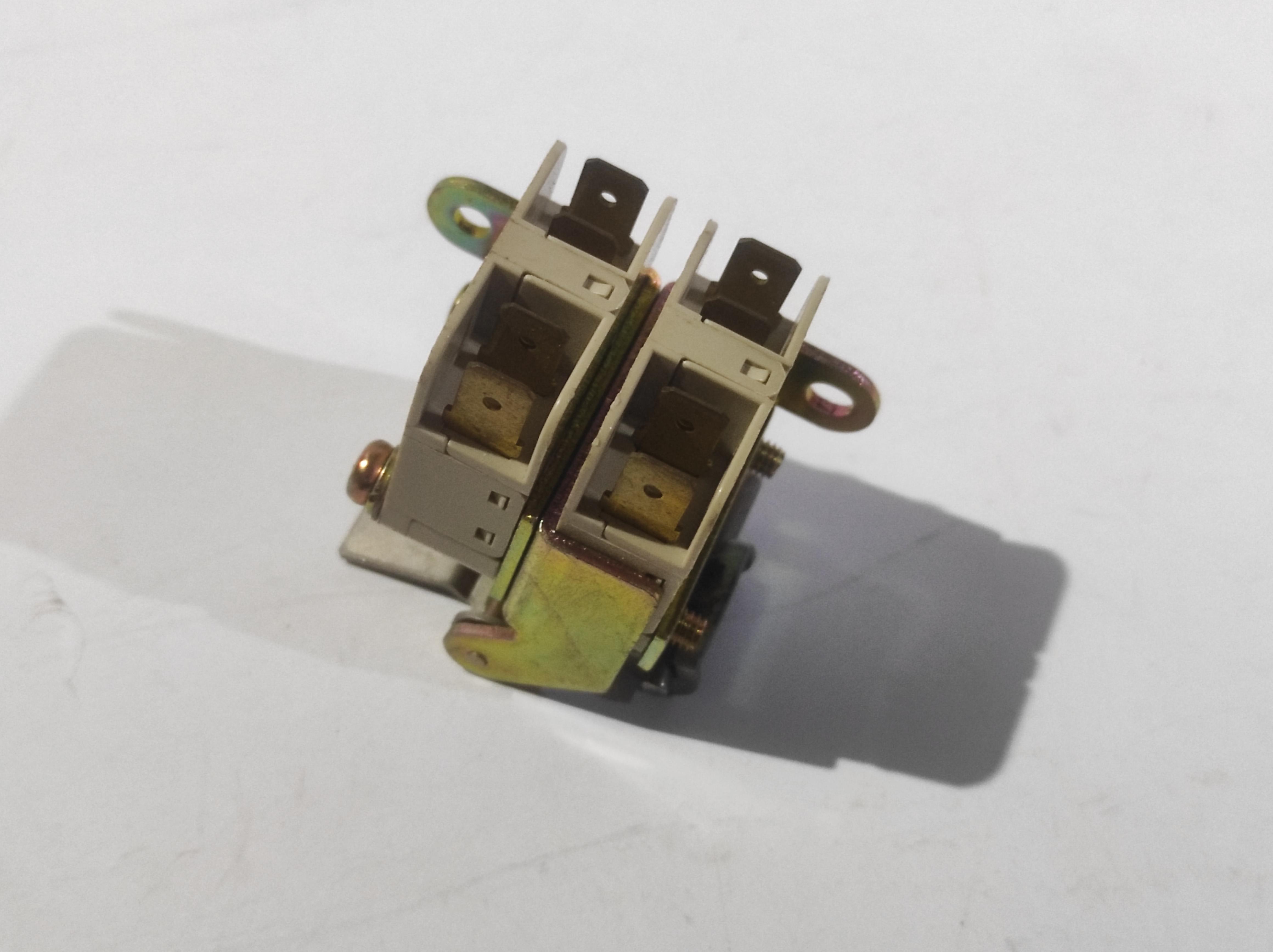Matsushita AXT-1BA Auxiliary Switch