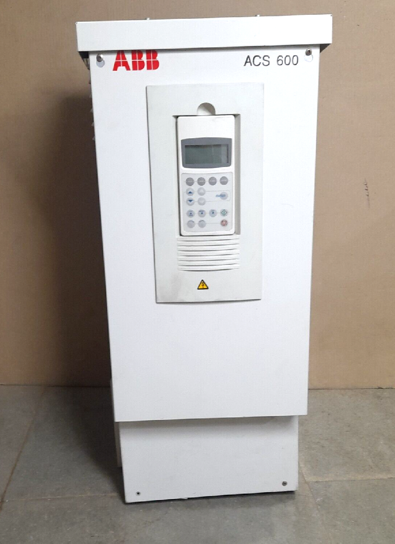 ABB ACS600 ACS61100255 000M1200901 AC Drive ACS61100255000M1200901 Code 64674382