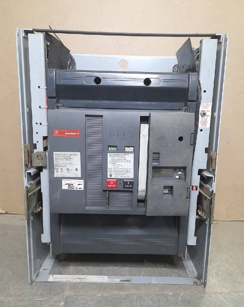 GE SHD30D330 Circuit Breaker 3000A Frame Rating & 2000A Trip Unit & SPUV024DC
