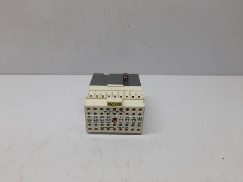 Telemecanique CA2-FN 144 Control Relay 3AF 024 Ith=10A U=500V~