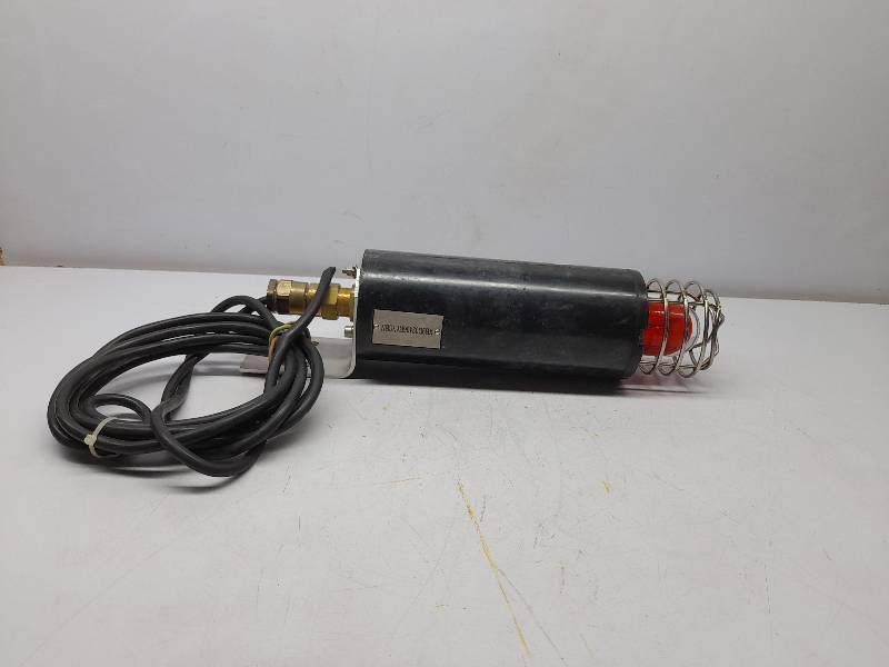 MEDC XB9 XB9D02406RYYCBN Hazardous Area Beacon 24VDC 0.32A