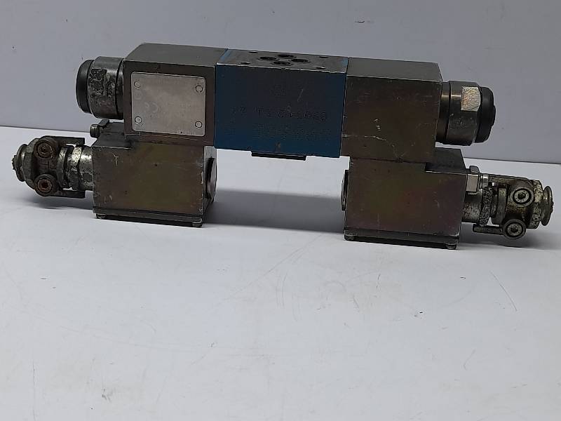 Rexroth R901021653 4WE 6 J60/EG24NXEZ2 Directional Valve Pmax-350 Bar Hydac GZ45-2XE R900774164 24VDC 0.78ADC