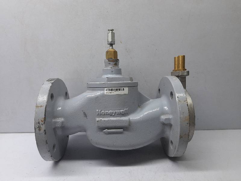 Honeywell V5328A1179-K9 Control Valve 65A