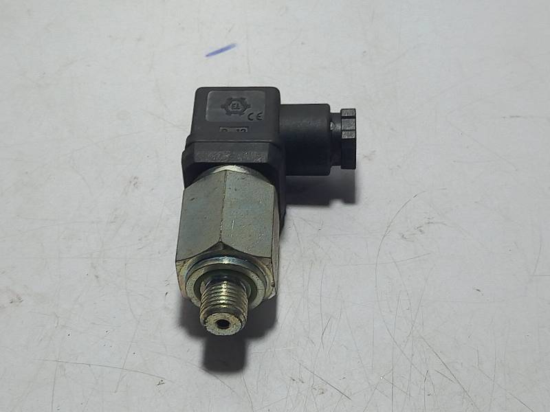 ELECTTROTEC VSM 1V  VACUUM SWITCH  MAX VOLTAGE 250VAC
