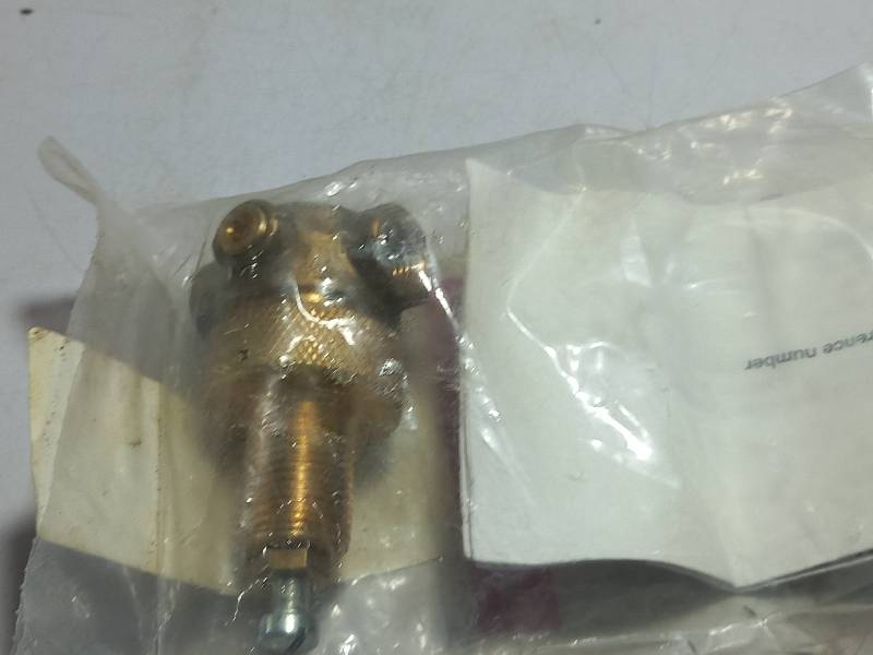 Norgren R06-2CW-NNED Pressure Reducer Valve