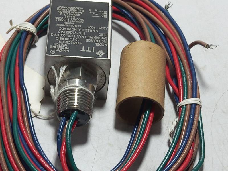 ITT NEO DYN  130P42C6HNR  ADJUSTABLE PRESSURE SWITCH RANGE  