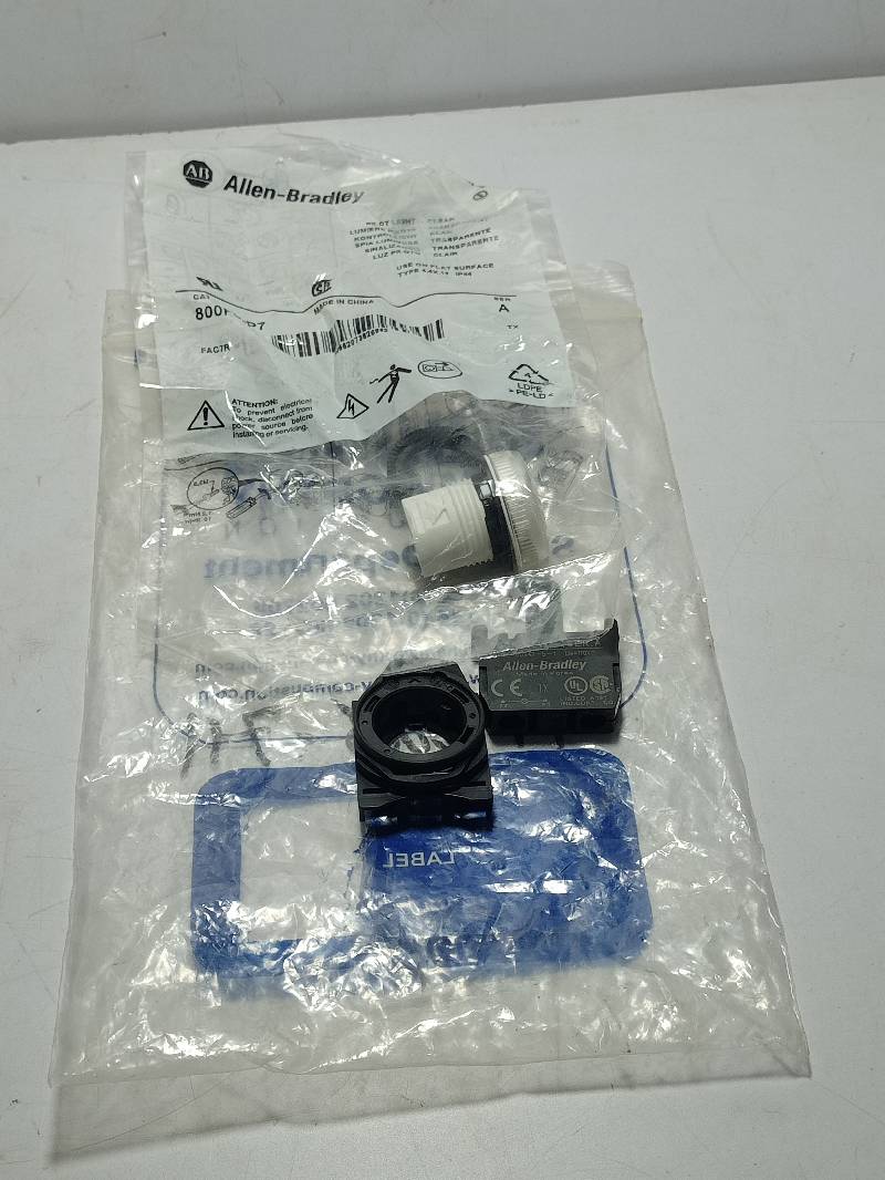 Allen Bradley 800FP-P7 Pilot Light Valve / Type: 4,4X,13 / 800FPP7