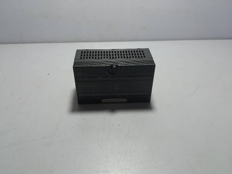 General Electric IC200ALG240-JE Analog Input / 10 VDC/0-20mA / IC200ALG240JE