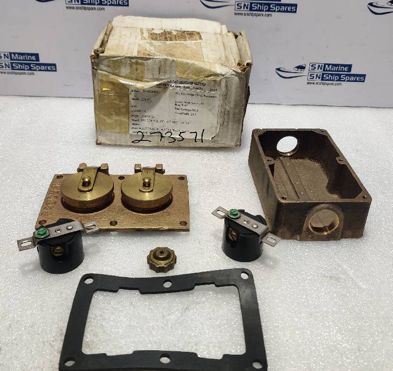 Pauluhn Electric 2583B-125 Waterproof Receptacle 20Amp 125V