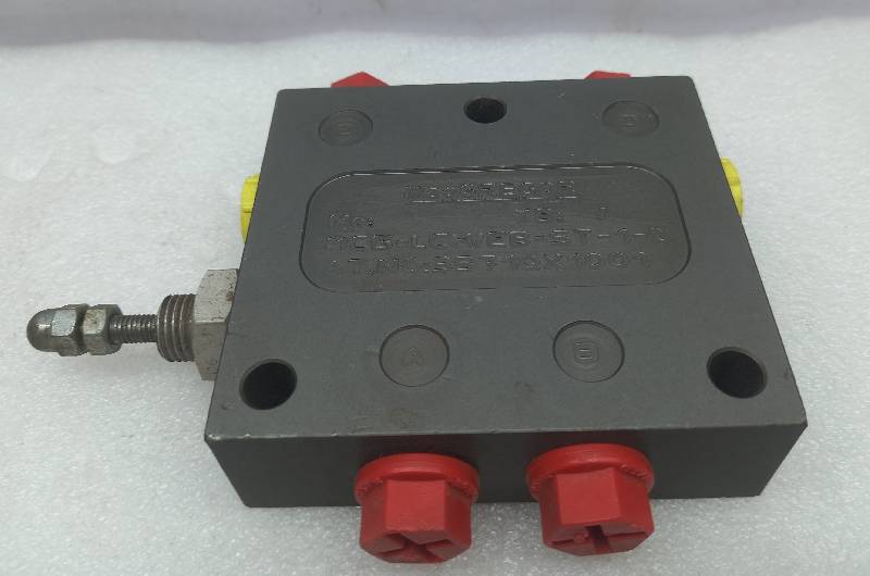 MacGREGOR MCG-LCH/EB-ST-1-2 Directional Manifold Valve