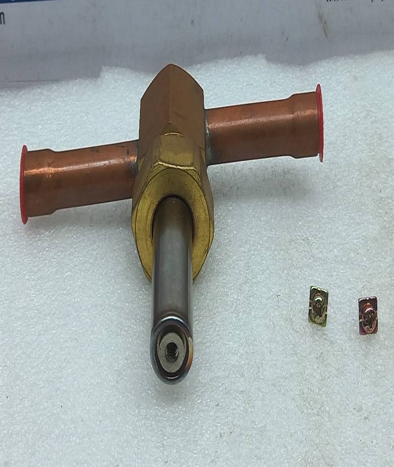 Sporlan ME9S240 Solenoid Valve 1/2” ODF Solder Extended Connect Parker