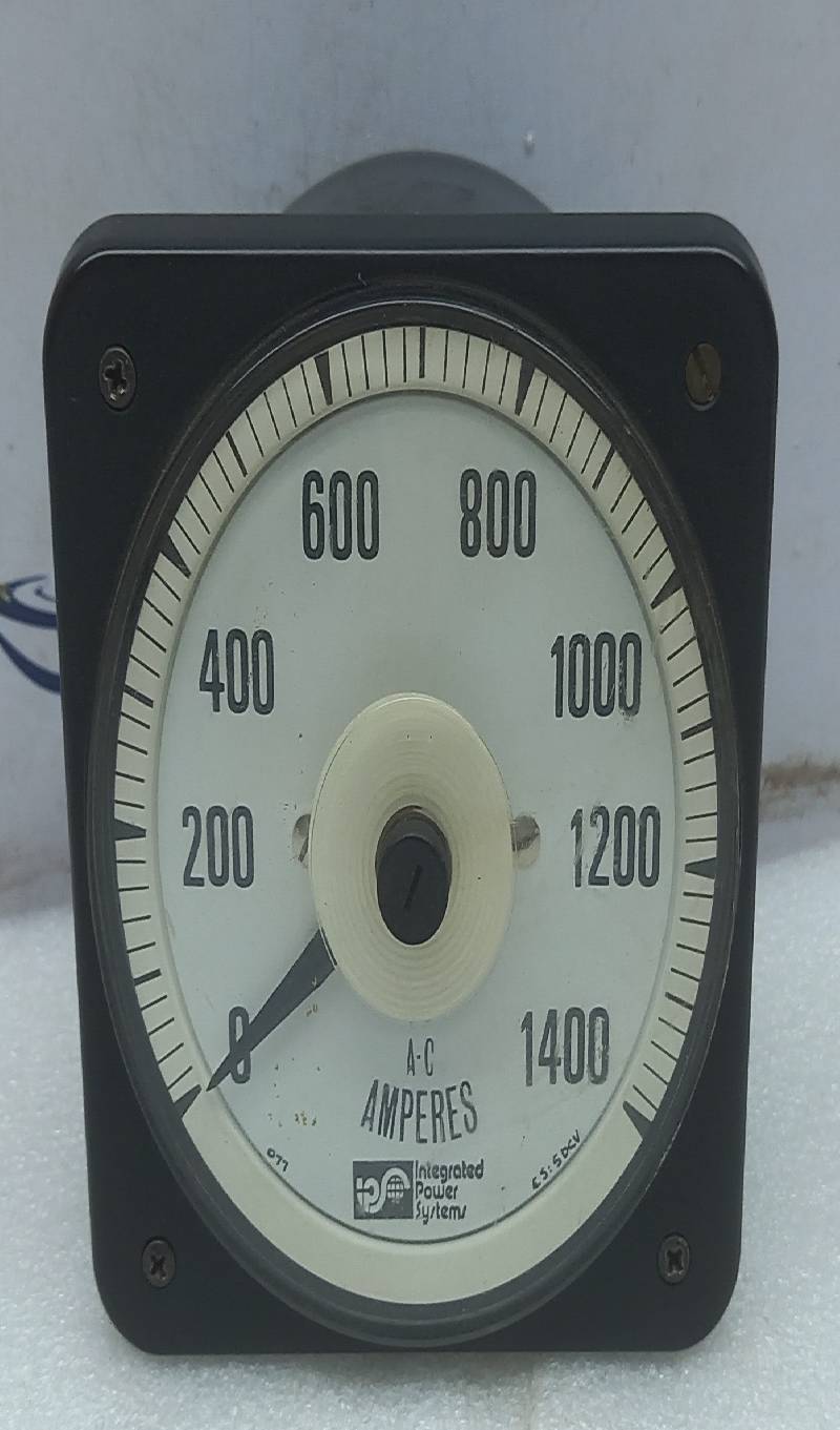 Crompton 077-05AA0FAW1 A.C Amperes Panel Meter 0-1400AC