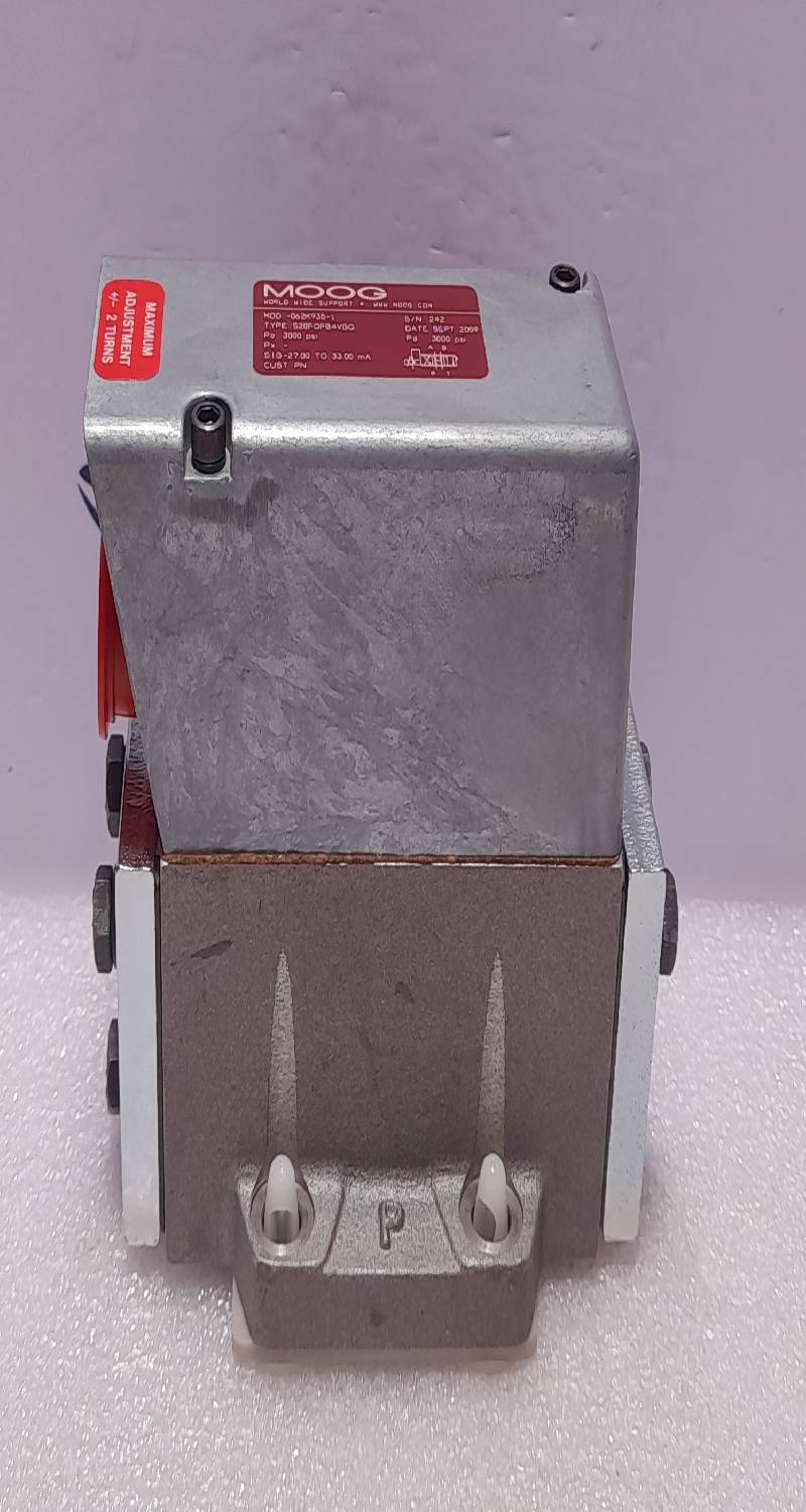 Moog -062K935-1 Servo Valve S20FOFB4VBQ NOV 7500657 Pp 3000 PSI Pd 3000 PSI