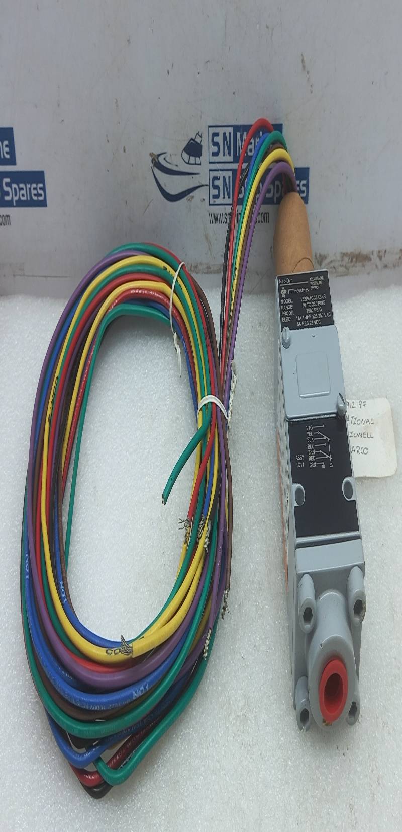 ITT Neo-Dyn 132P41CC6ABNR Adjustable Pressure Switch 50-250 PSIG