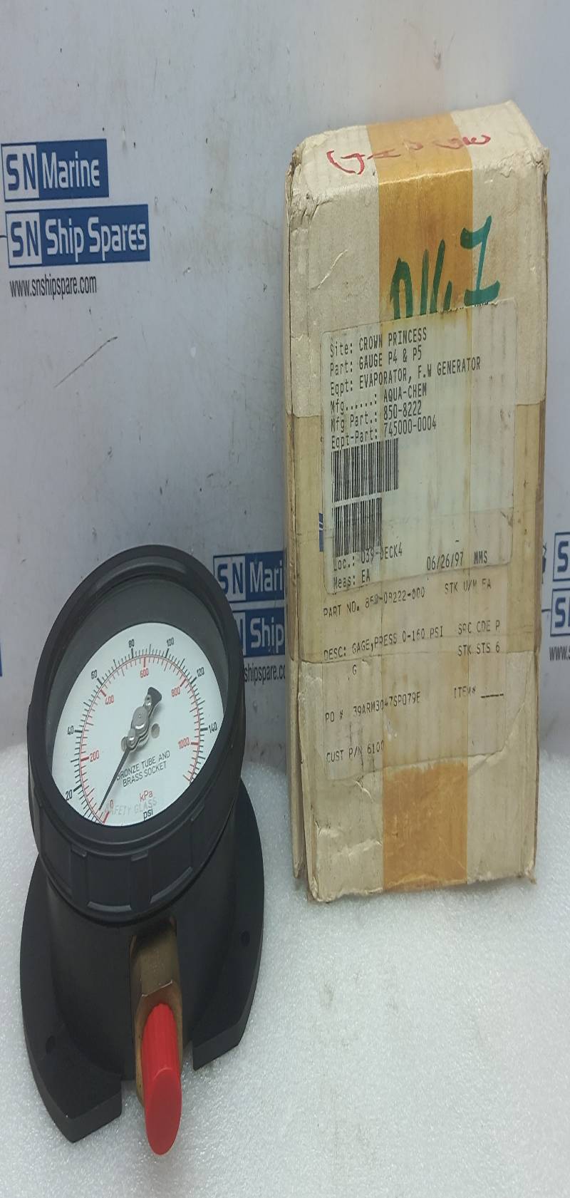 McDaniel Controls Gauge 0-160Psi 1/4\