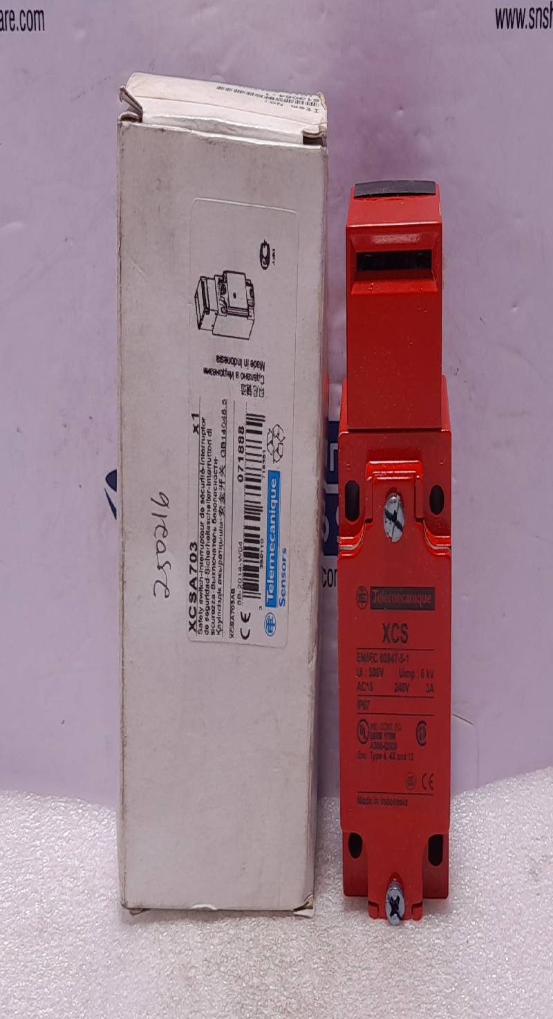 Telemecanique XCS A-703 Limit Switch XCS A703