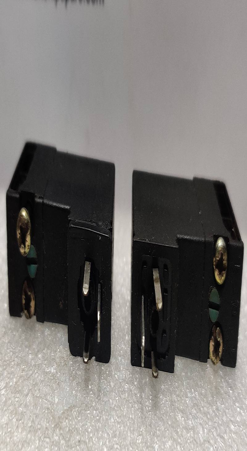 Parker P2E-KV31C Pneumatic Pilot Valve 24V 50 Hz 60Hz 1.6VA Pmax 10bar/145psi