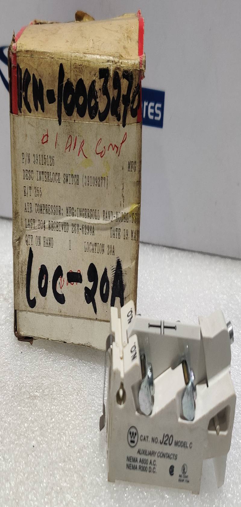 Ingersoll Rand 39109277 Interlock 2.NO Cutler Hammer Model C CAT NO J20