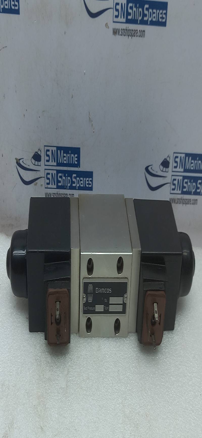 Damcos INT-4019 Solenoid Valve Test Pressure: 225Bar Type: 4/3 Way D12-545
