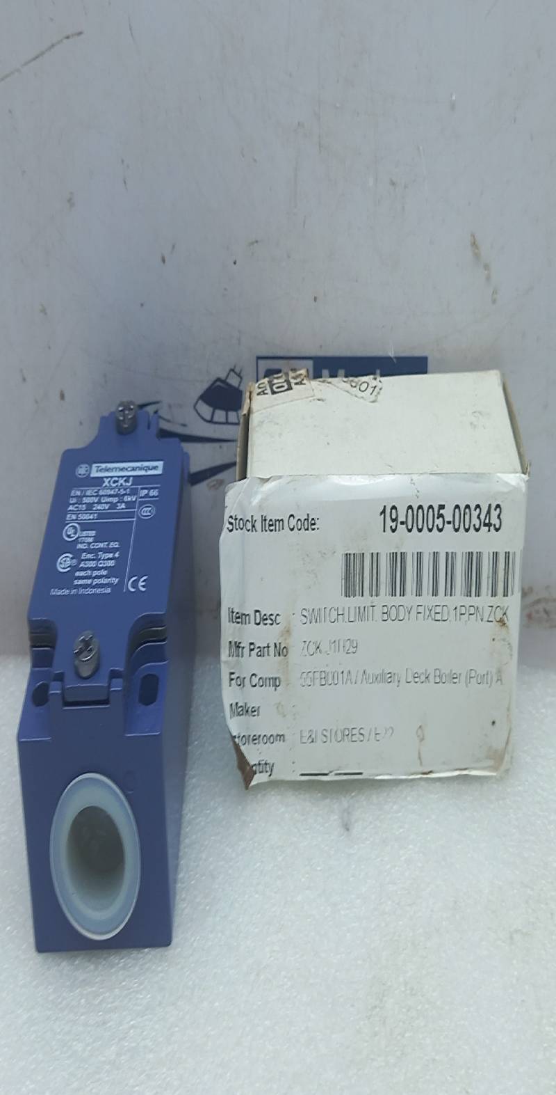 Telemecanique XCKJ Limit Switch / ZCKJ2 / AC15 240V 3A
