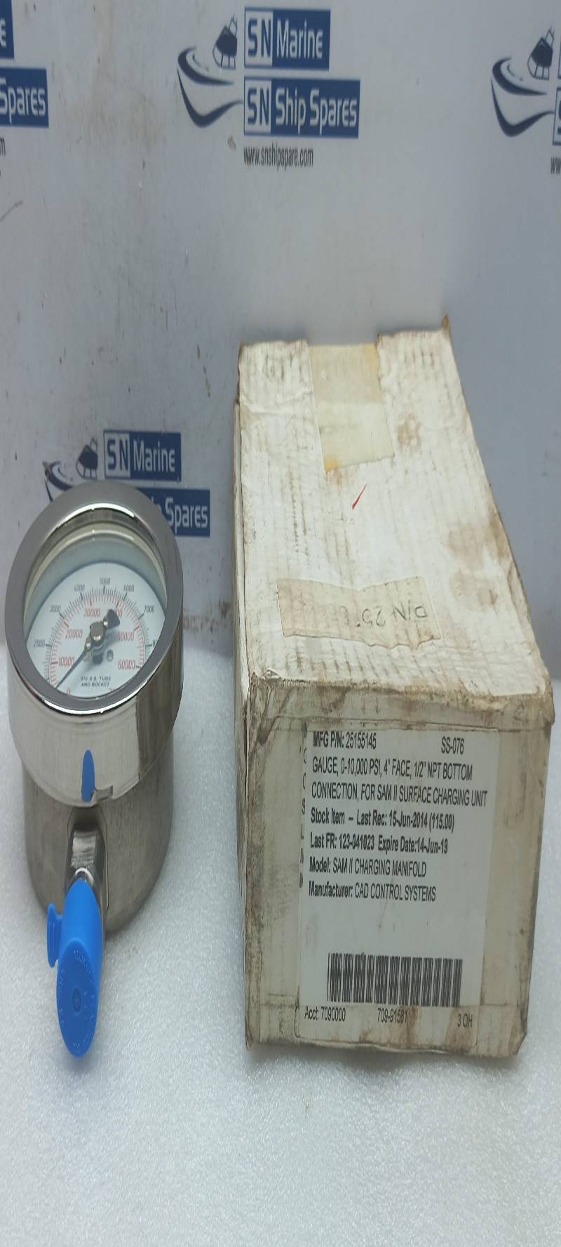 Stewarts 0 to 10000 Psi Pressure Gauge / 0-70000Kpa / 41SV-10K-K-(CAD) / 1/2NPT