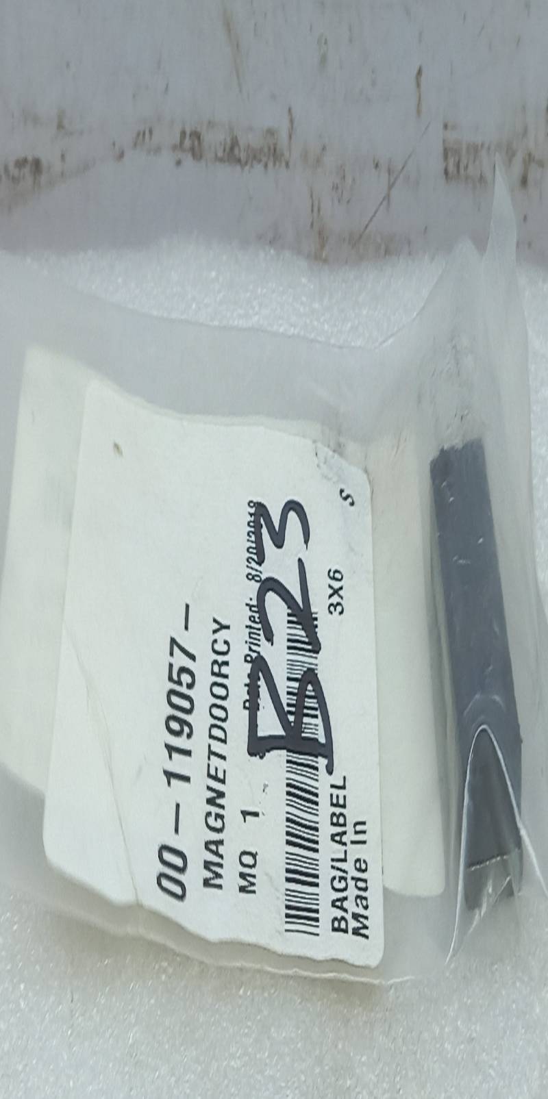 Hobart 00-119057 Magnetdoorcy 2PCs In Lot