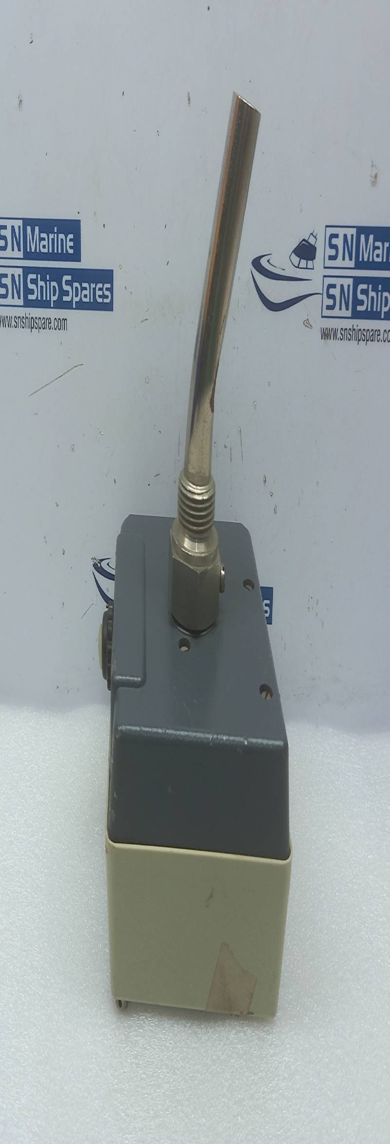 Jumo ATH-22 Thermostat AC 10(2) A250V ATHS-22