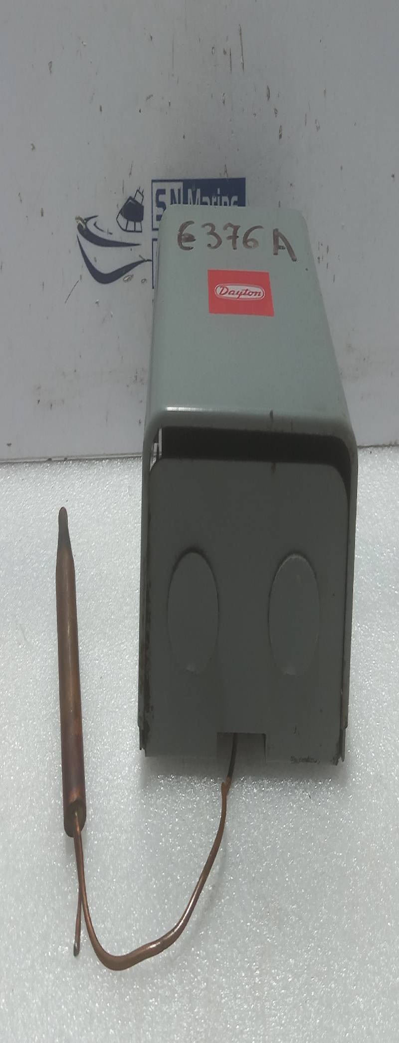 Dayton 2E376A Hot Water Control Boiler Aquastat Max Load 2000 V.A