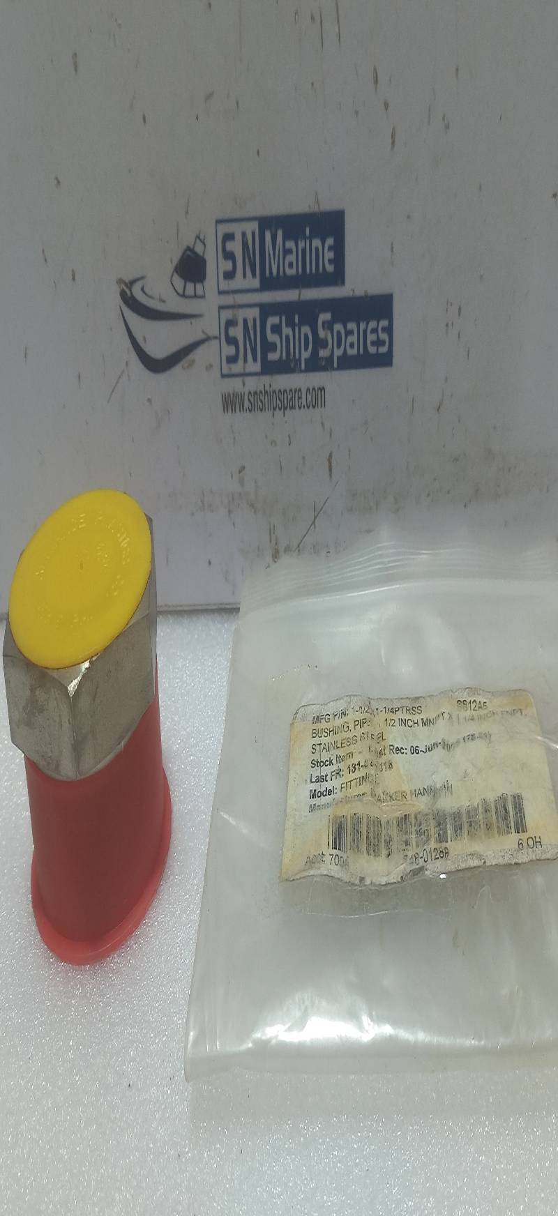 Parker 1-1/2X11-1/4PTRSS Pipe Bushing 1/2Inch MNPT x 1 1.4INCH 2PCs In Lot