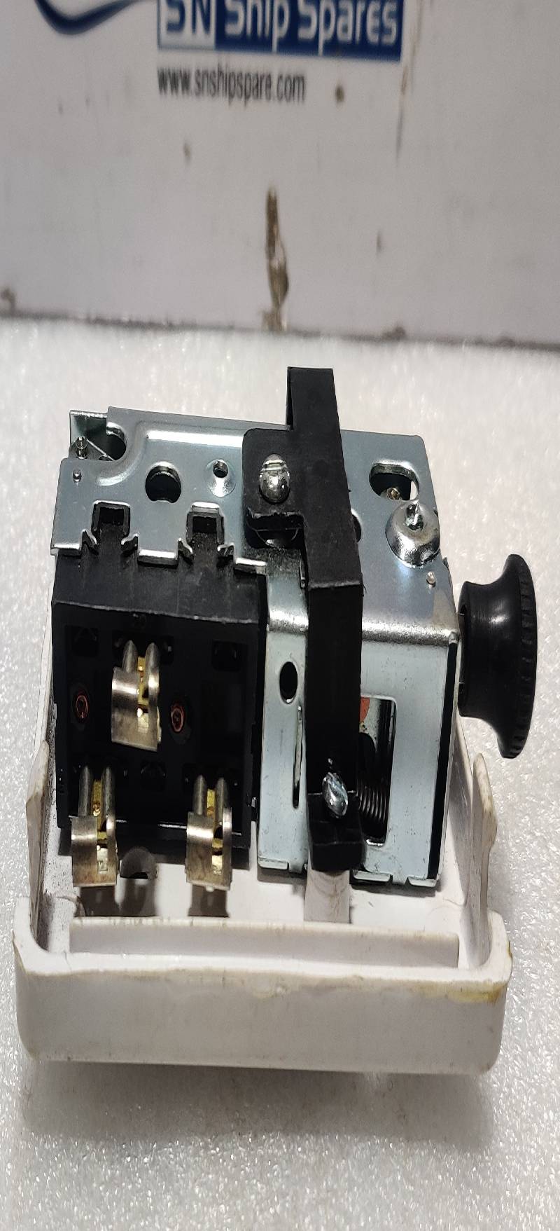 Honeywell 199030F Humidity Controller Assembly Of H6000 Front Cover Missing