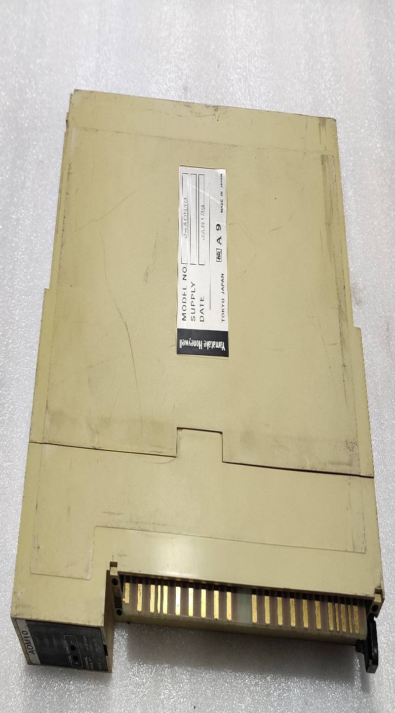 Yamatake Honeywell J-AOM10 Analog Output Module A9
