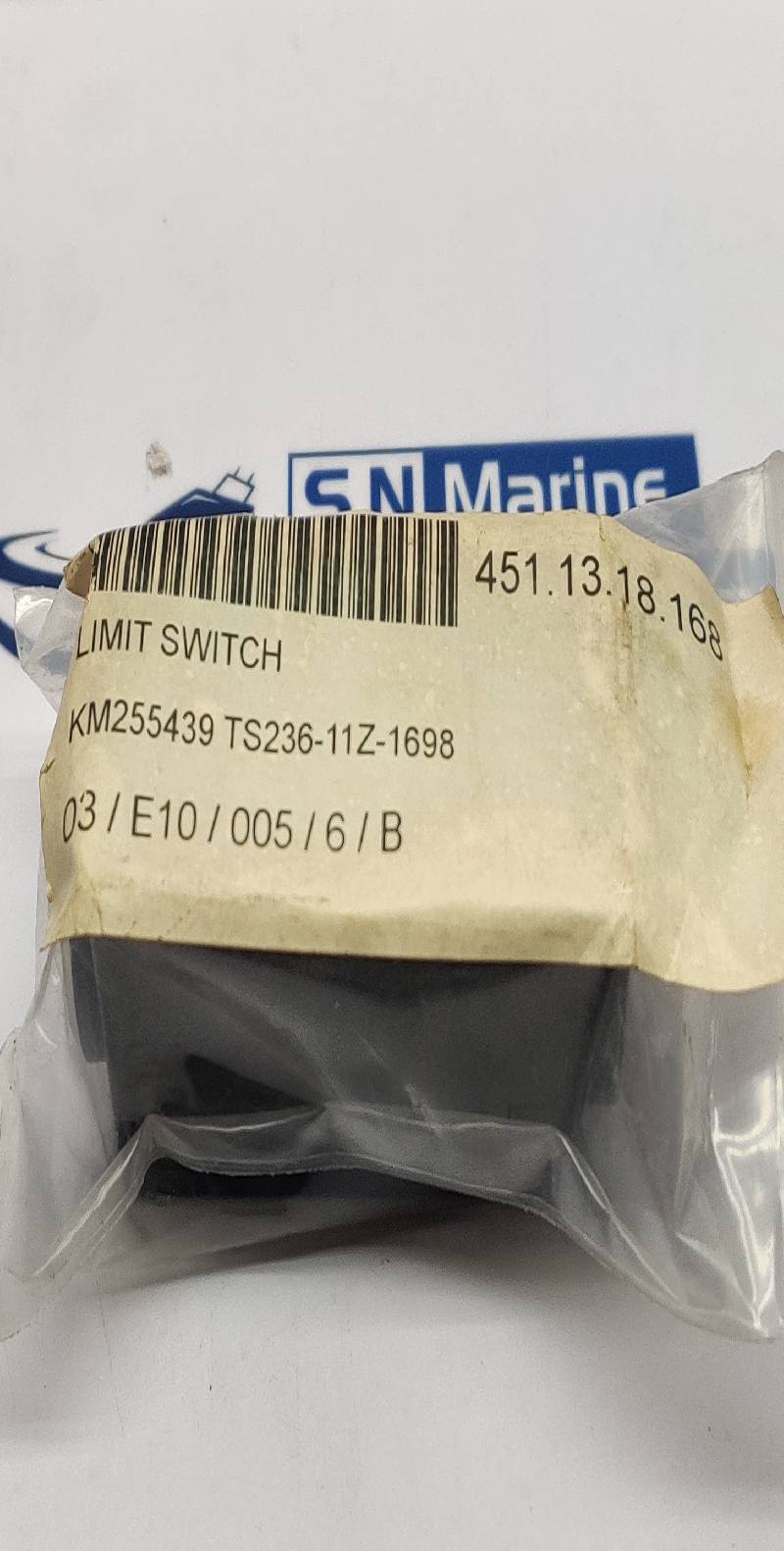 Schmersal TS 236-11z-1698 Limit Switch AC-15 230Vac 6Kv IEC 947-5-1 KM255439