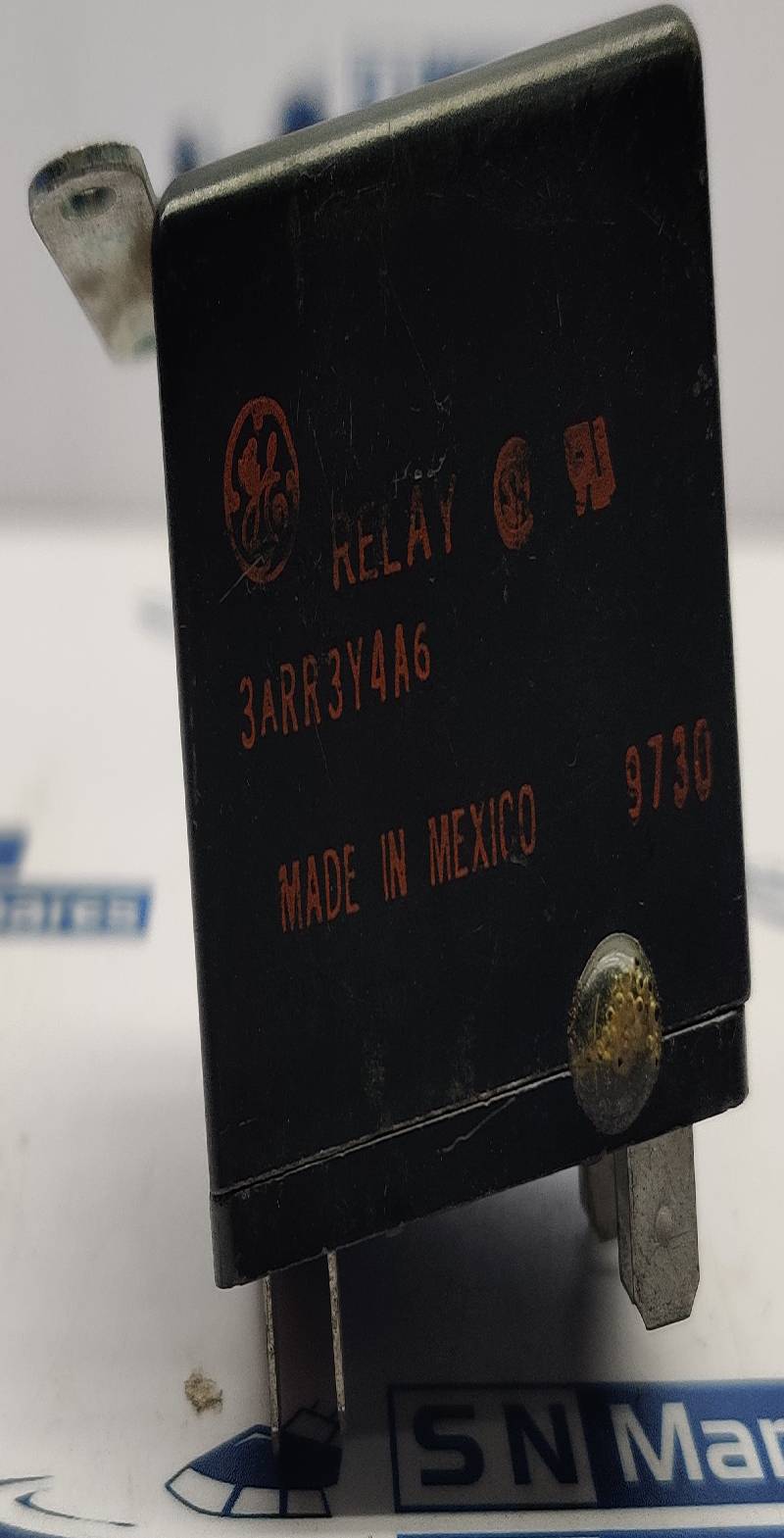 General Electric 3ARR3Y4A6 Universal Potential Motor Starting Relay