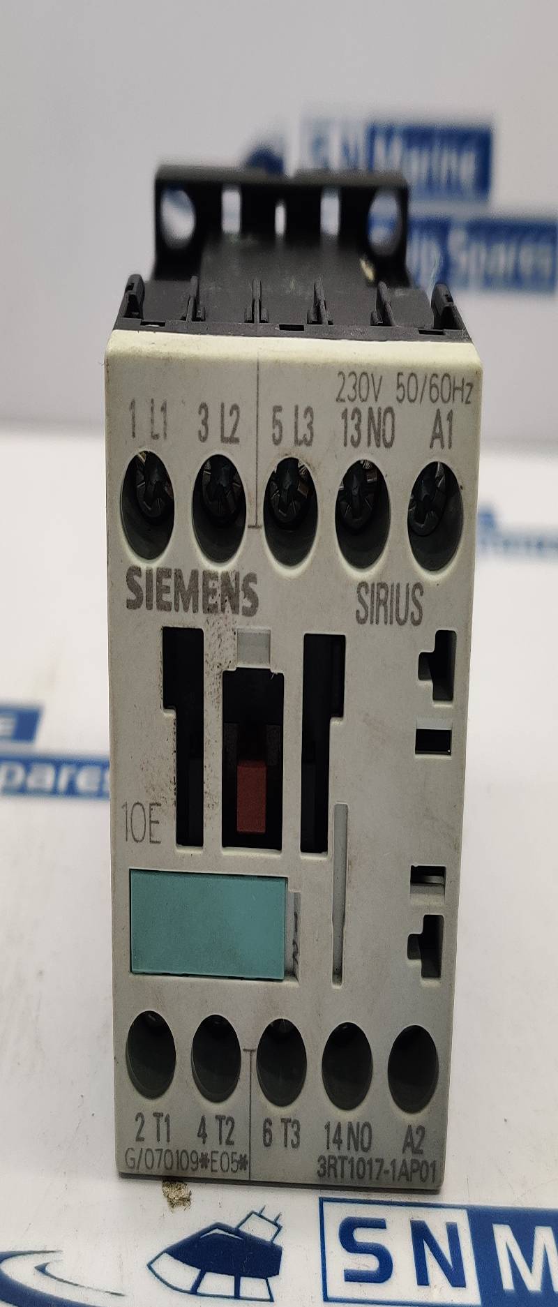 Siemens 3RH1122-1AP00 Contactor 230V 50/60Hz 10A 600Vac