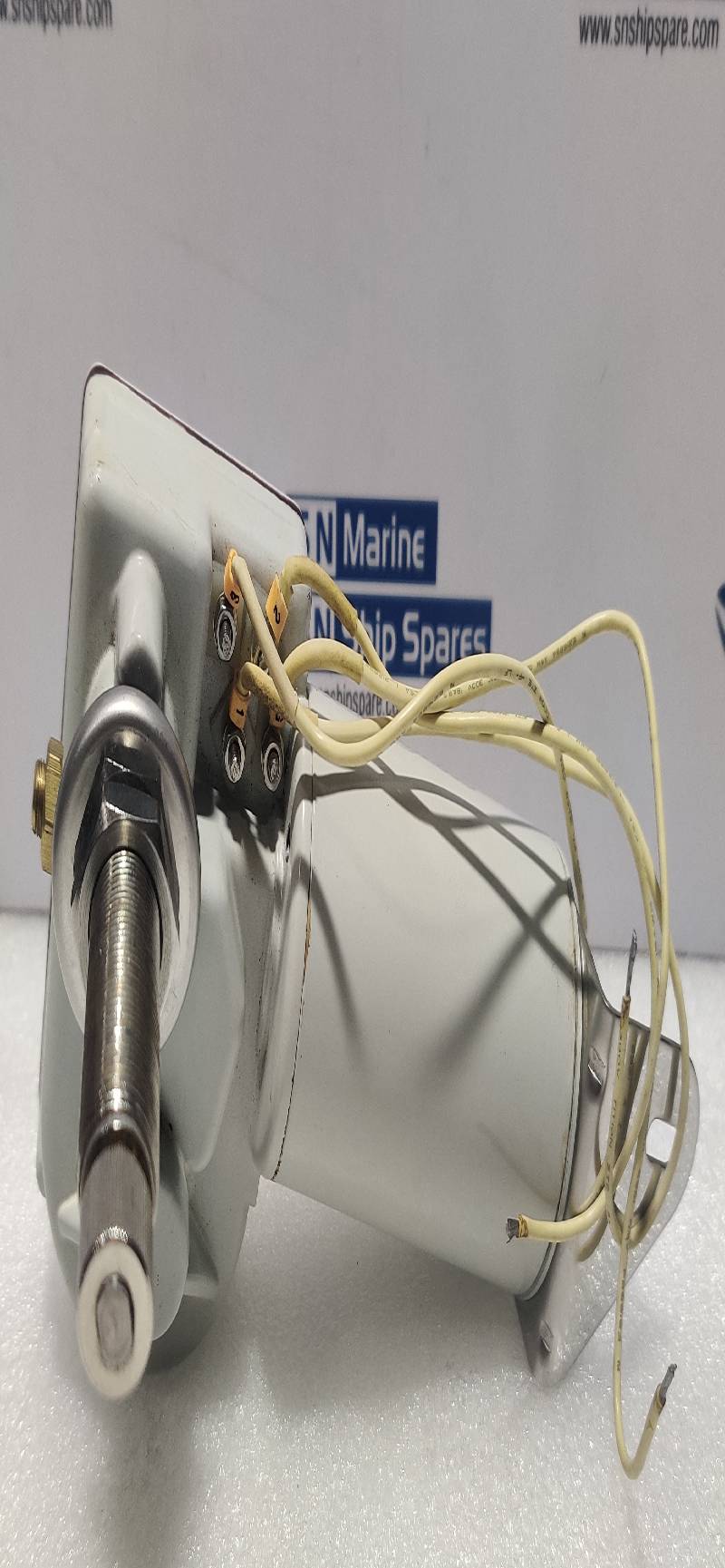 Vetus RW02A Wiper Motor 110° 24V SB