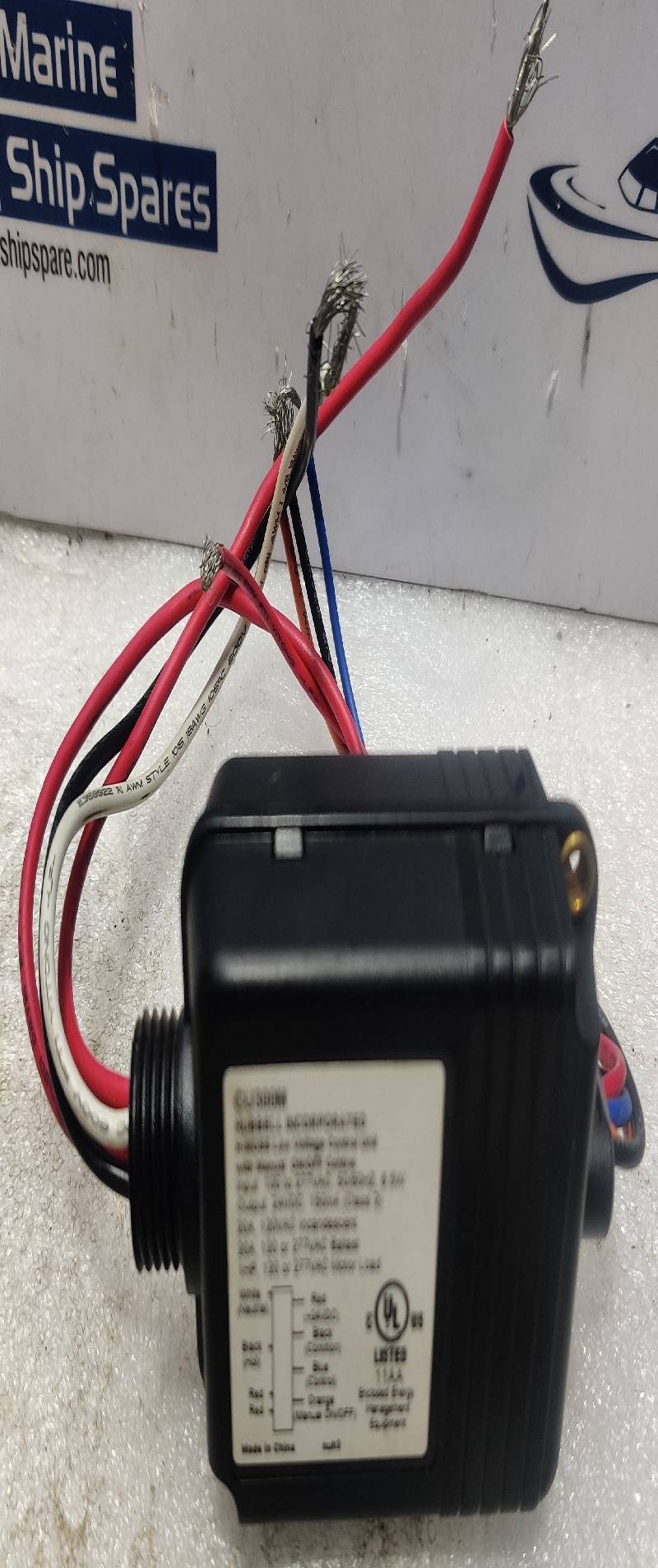Hubbell CU300M H-MOSS Low Voltage Control Unit With Manual ON/OFF Control