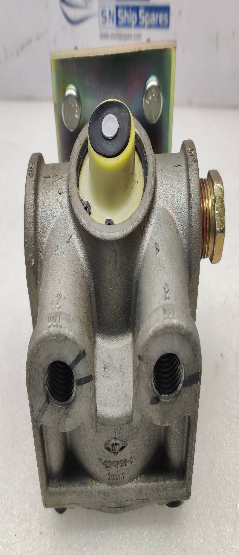 Bendix T-294868-C Air Brake Valve And Bracket Assembly