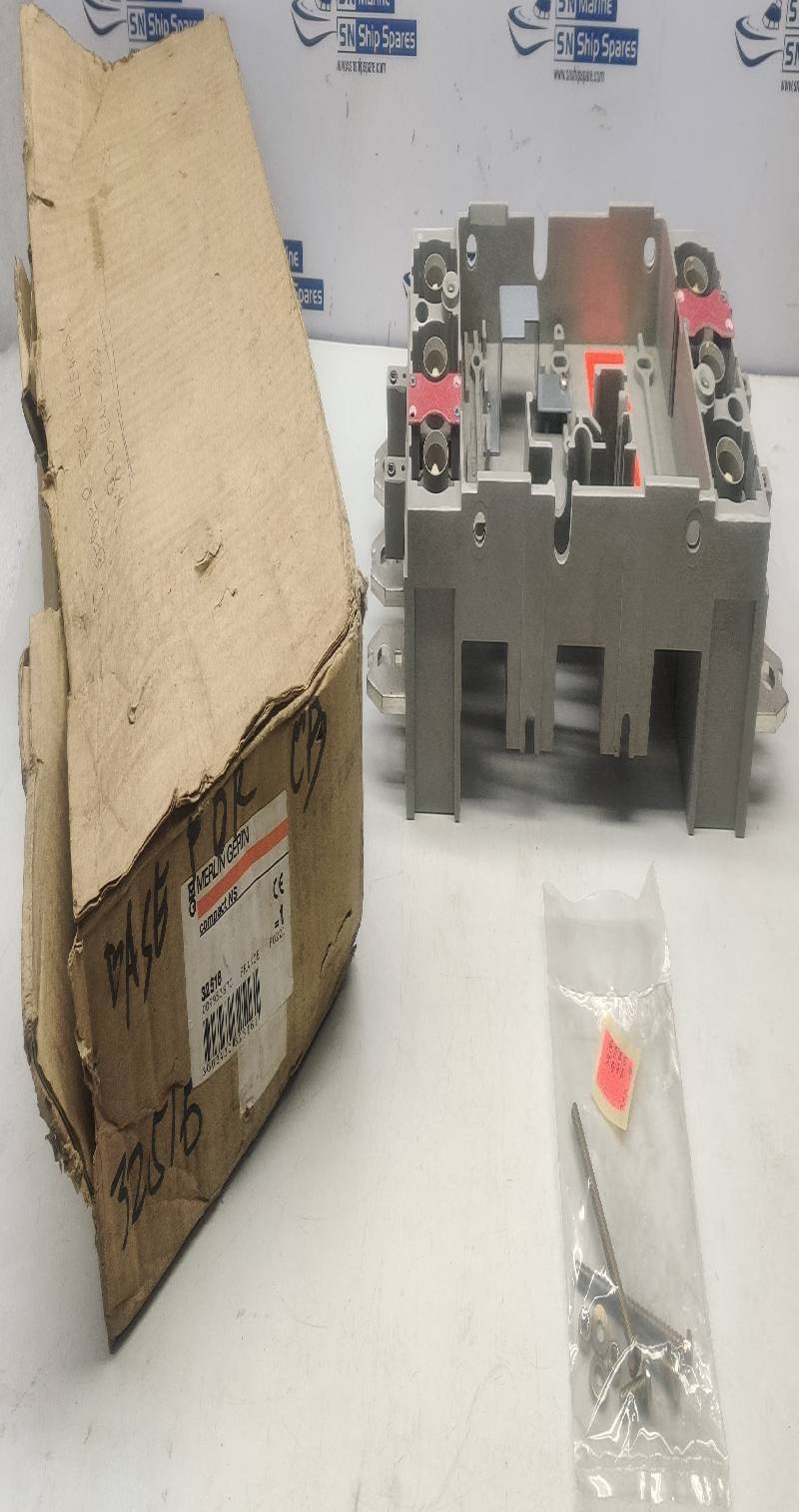 Merlin Gerin 32516 Circuit Breaker 3Pole Mounting Base