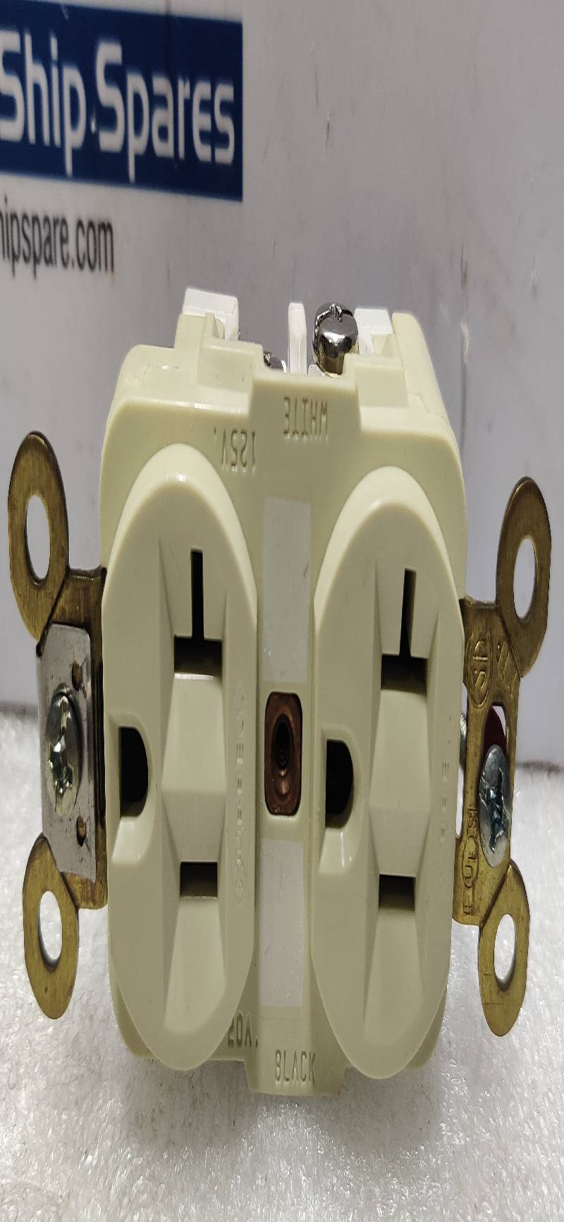 Hubbell HBL5362I Duplex Receptacle Ivory 20A 125V 2Pole 3Wire