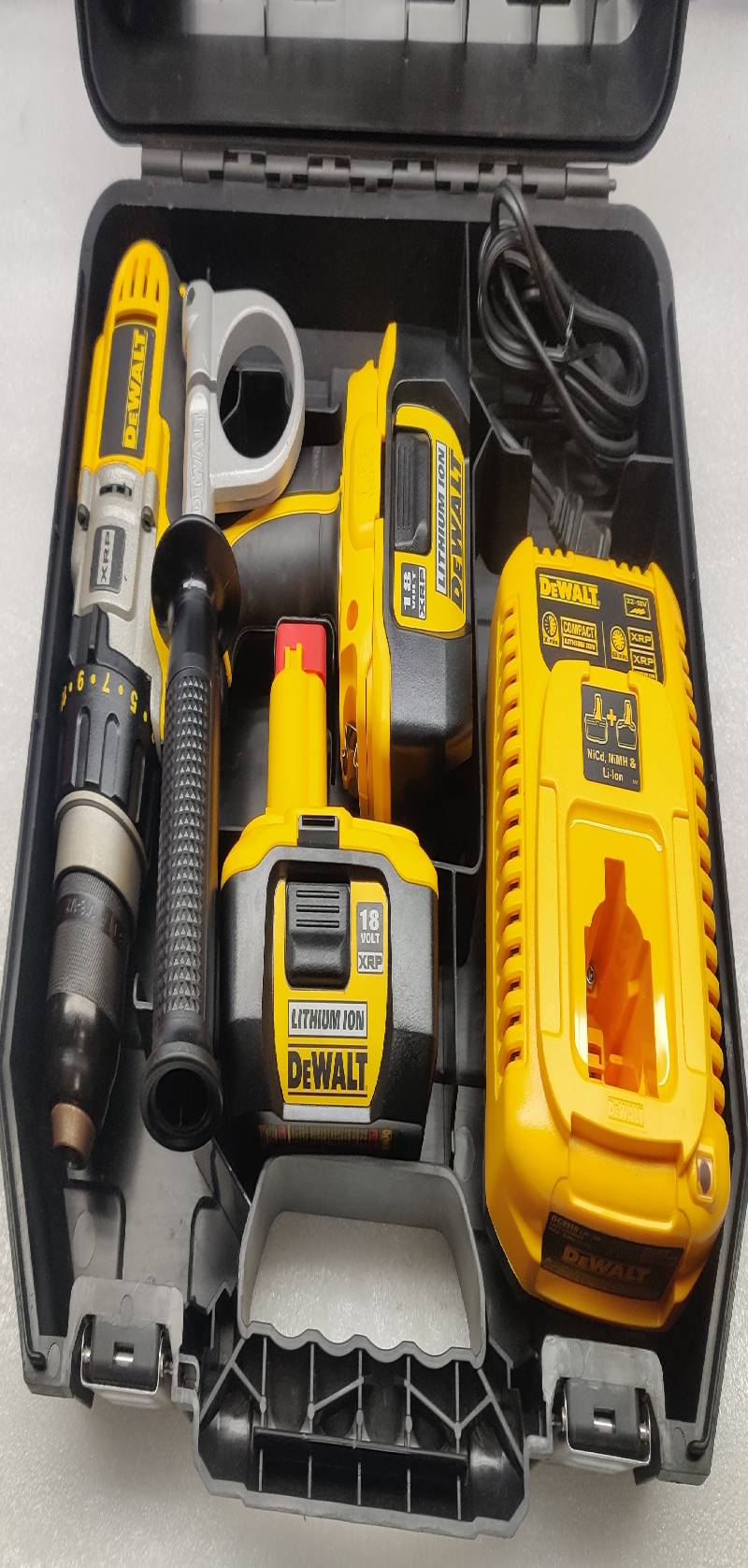 DEWALT DCD960 Codeless Drill/Driver XRP ½”(13mm) Typr:2 18VDC DEWALT DC9310