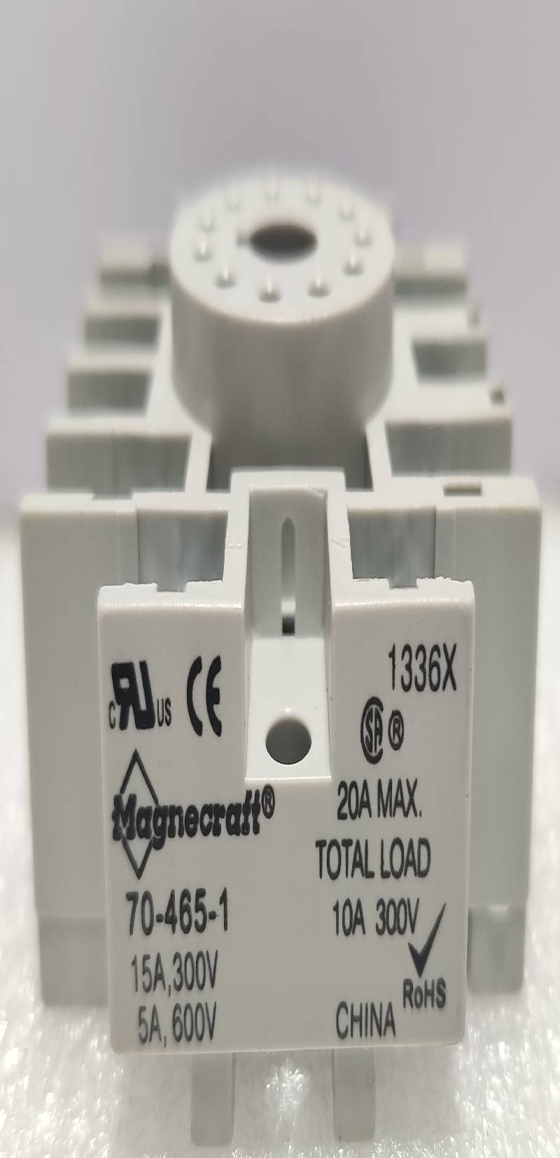  MAGNECRAFT 70-465-1 General Purpose Socket Relay 15A 300V 5A 600V