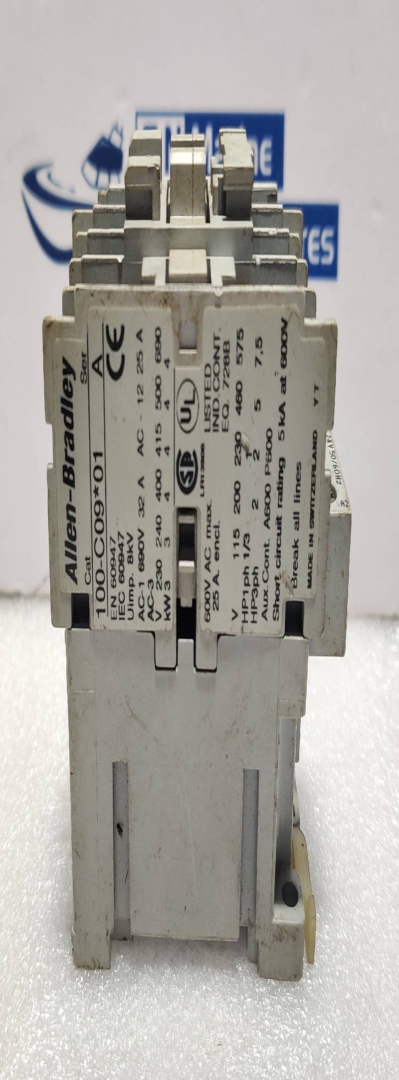 Allen Bradley 100-C09*01 Contactor Ser A AC-1 690V 32A AC-12 25A